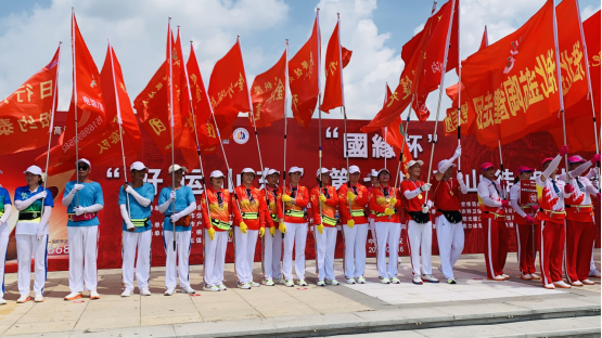 src, 随着发令枪