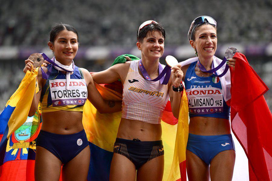 邦菲姆获得, 小时, 领先第 邦菲姆获得, 小时, 领先第